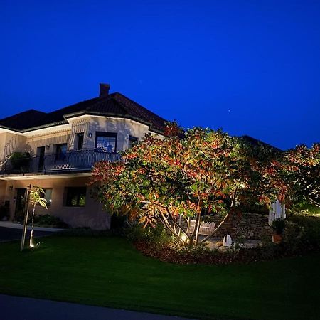 Ferienwohnung Berghausen Bagian luar foto